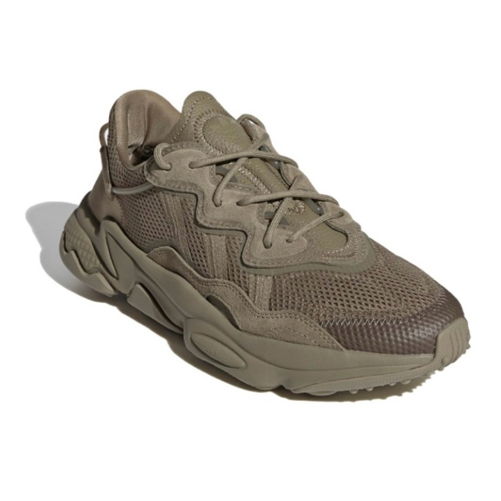 Adidas ozweego sneakers